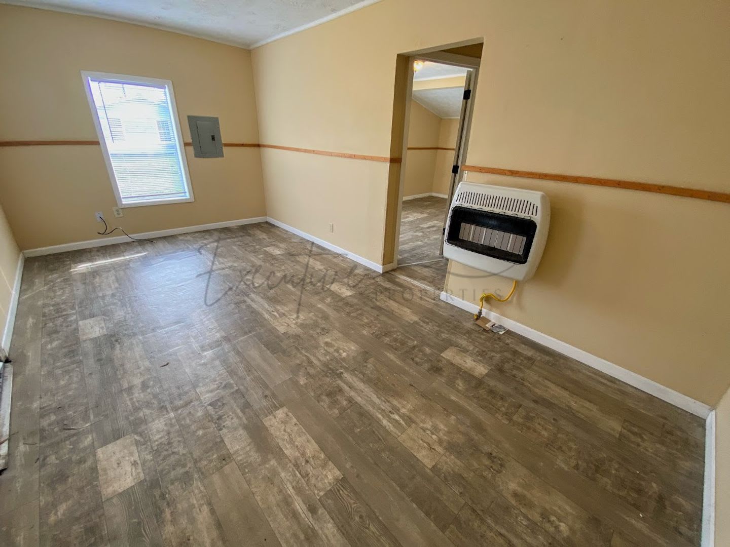 2-Bed, 1-Bath Home in Lake Charles – photo 2