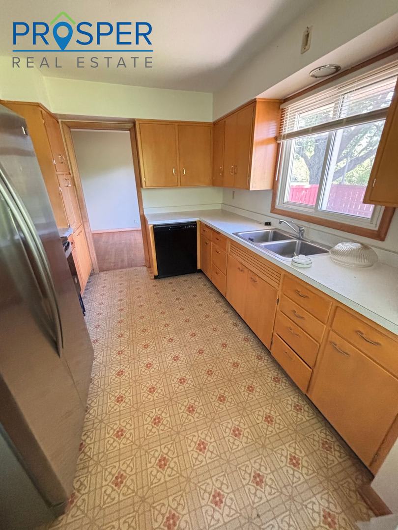 3 Bedroom With Garage Extra Parking – photo 3