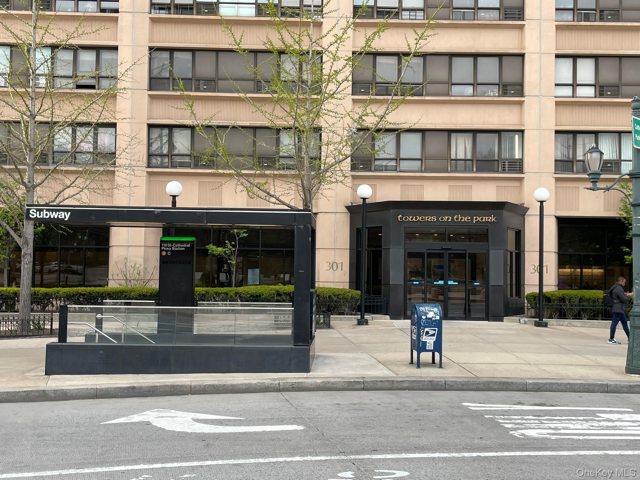 301 W 110Th Street – photo 3