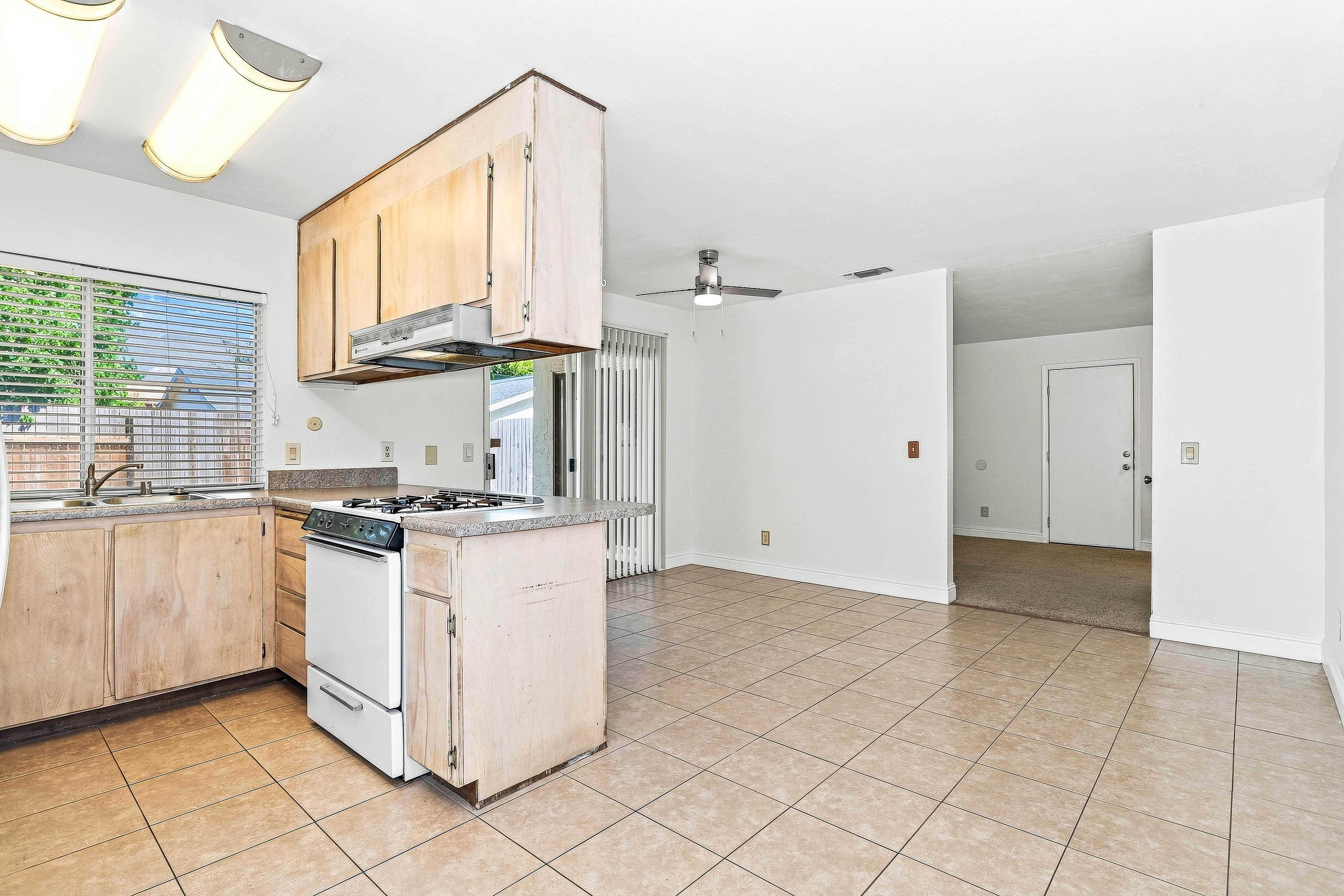 7205 Dedrick Ct – photo 4