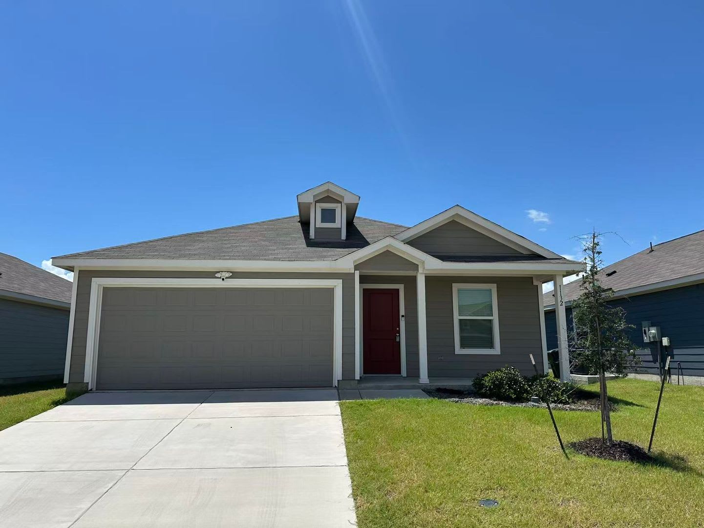 A Beautiful 2024 Built Home And It Comes With Free Internet – photo 1