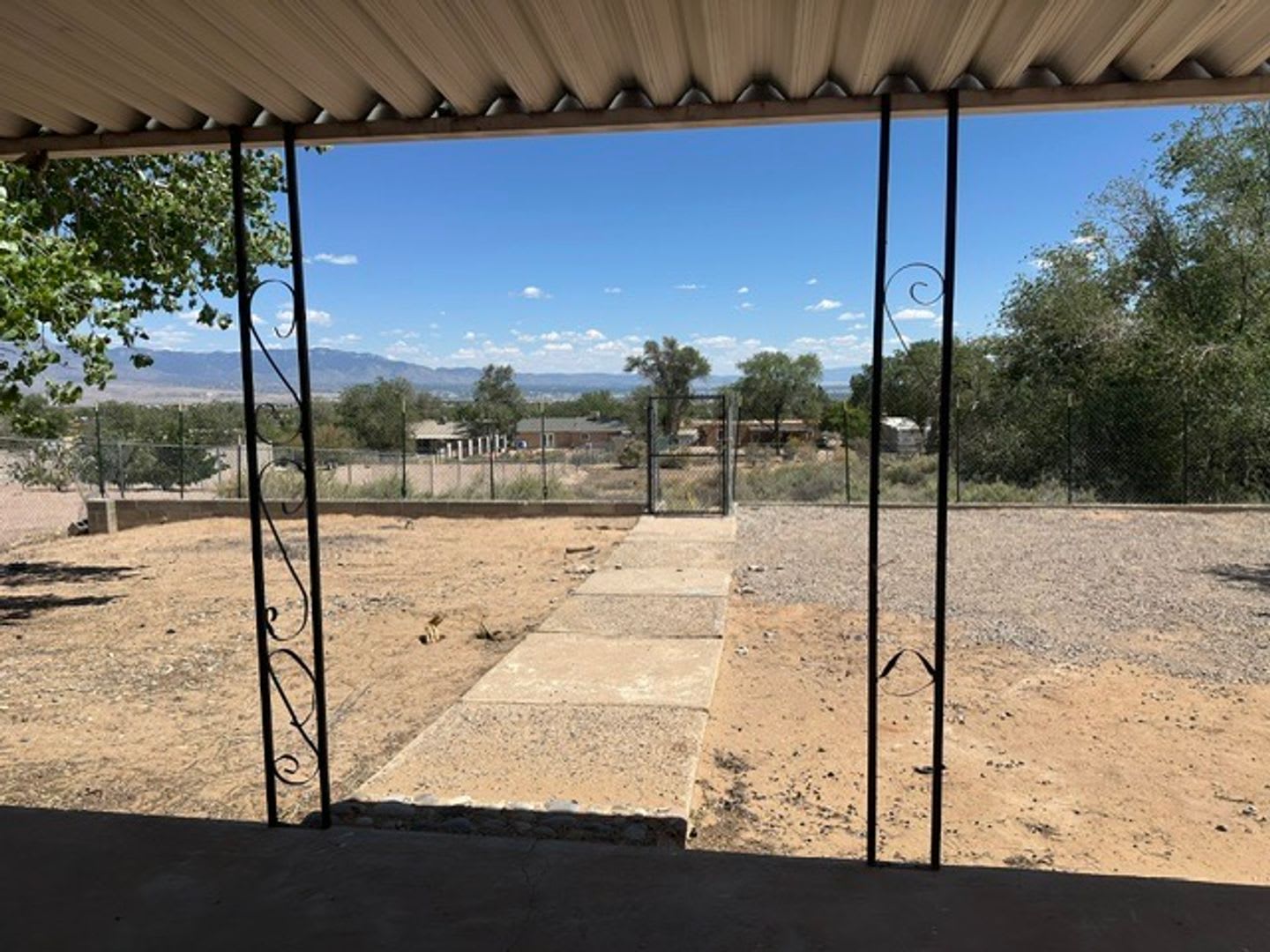 Beautiful 2 bed 1 bath in Rio Rancho – photo 5