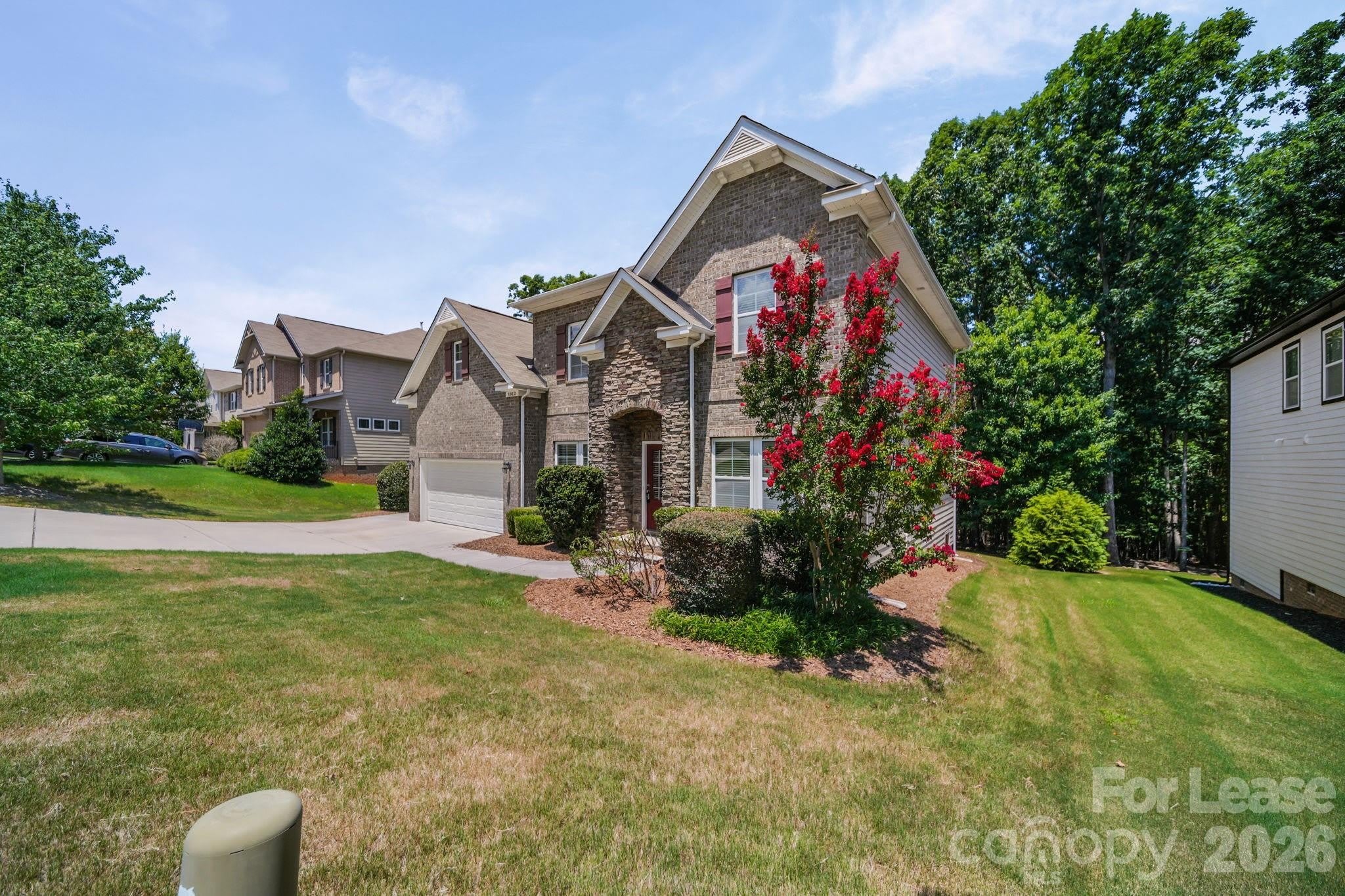 1912 Madeira Circle – photo 2