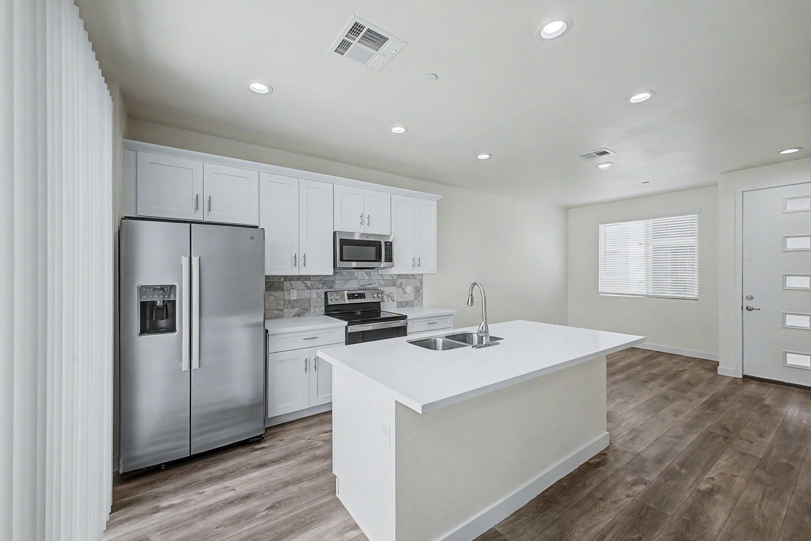 Stone View on Central Townhomes – photo 5