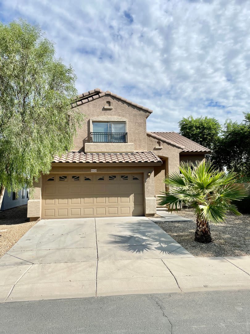 Beautifully renovated 3 bedroom/2.5 bathroom home in Tolleson! – photo 4