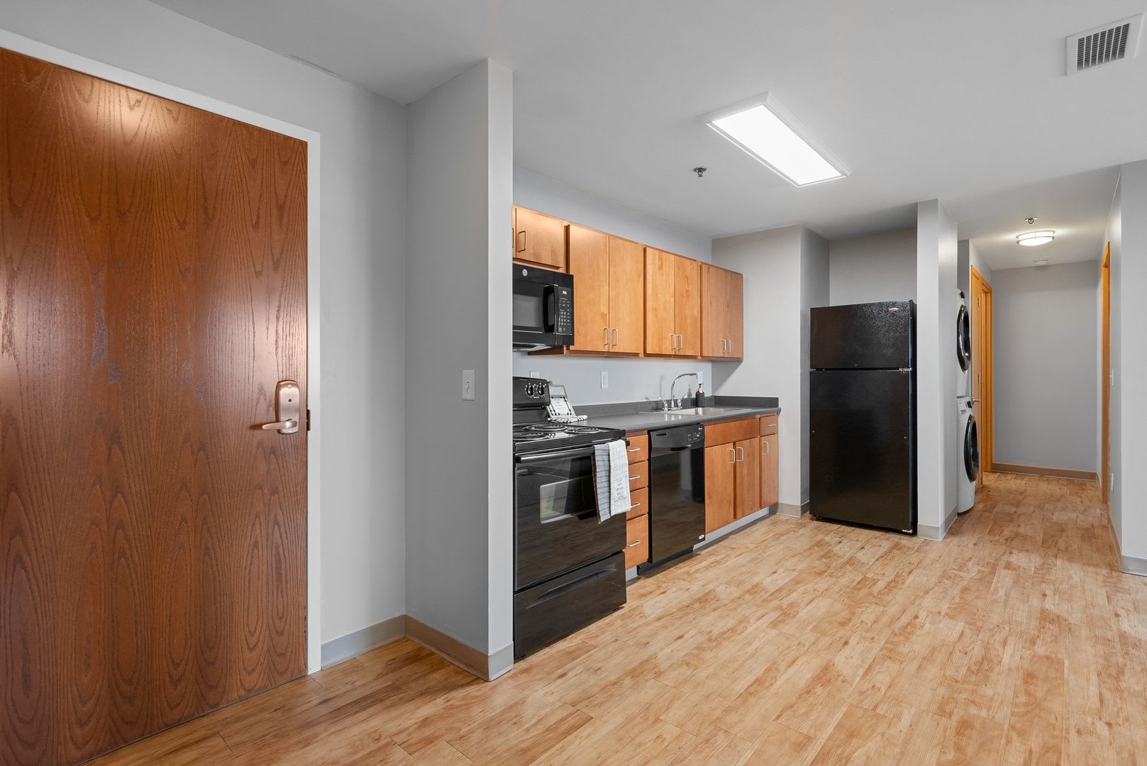 Waterfront Apartments – photo 1