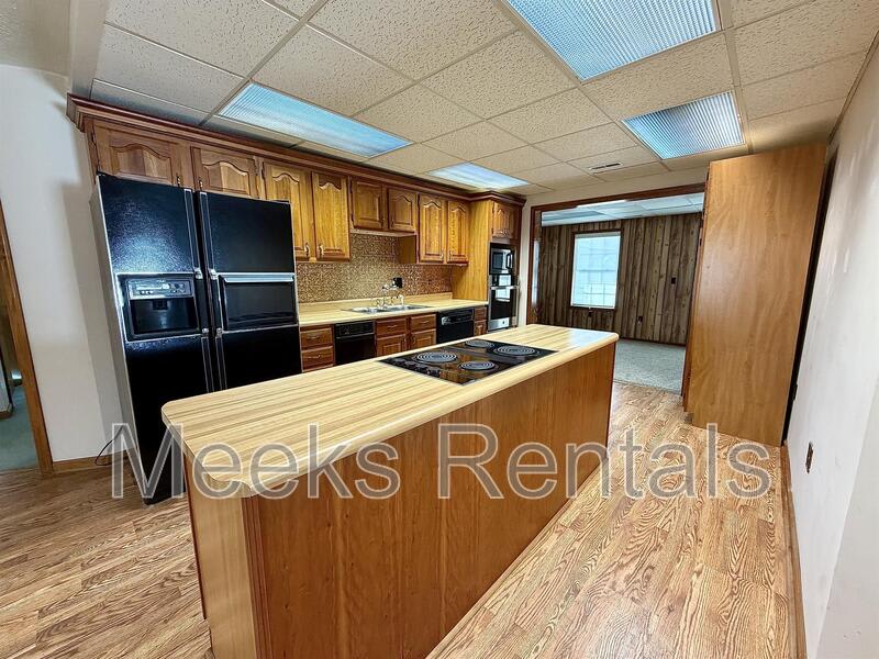 9 Romar Ct. – photo 4