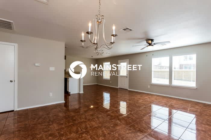 2914 Candleside Drive – photo 5