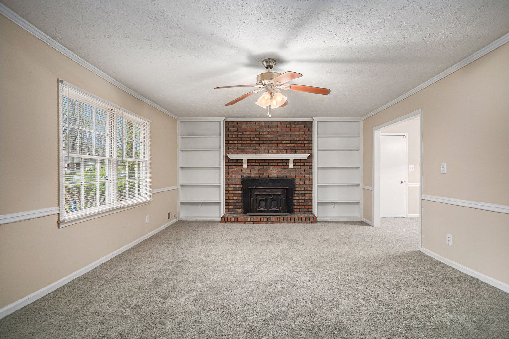 3 bdrm, 2 bath in Stonecrest – photo 2