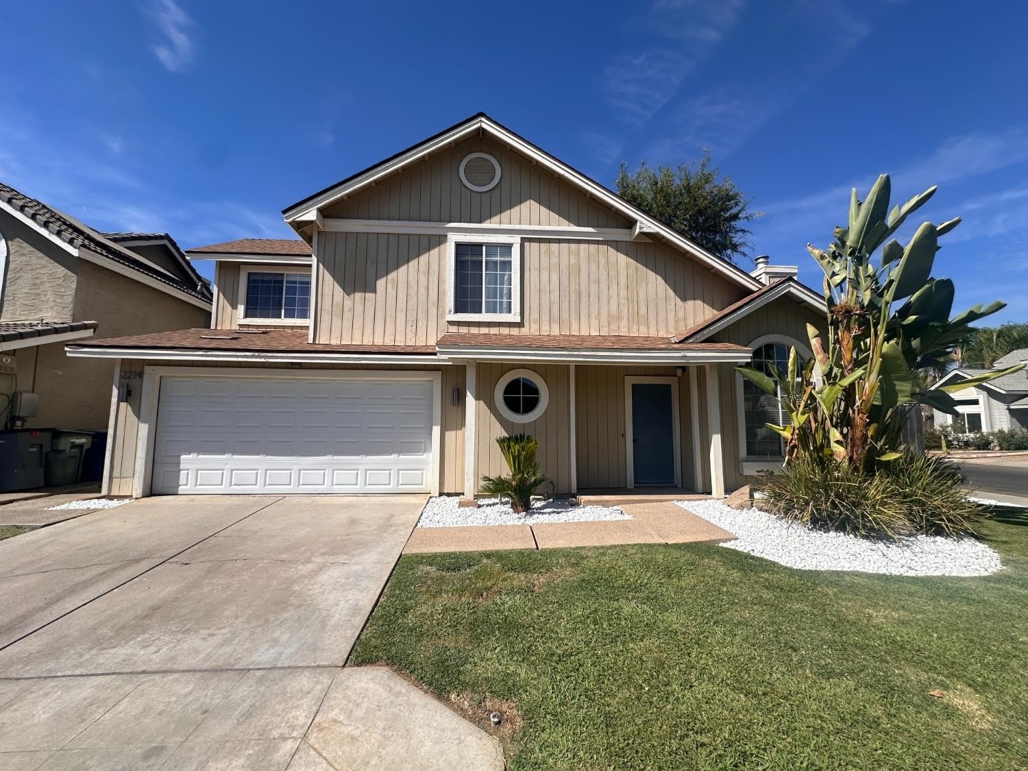 2214 E Chennault Avenue – photo 1