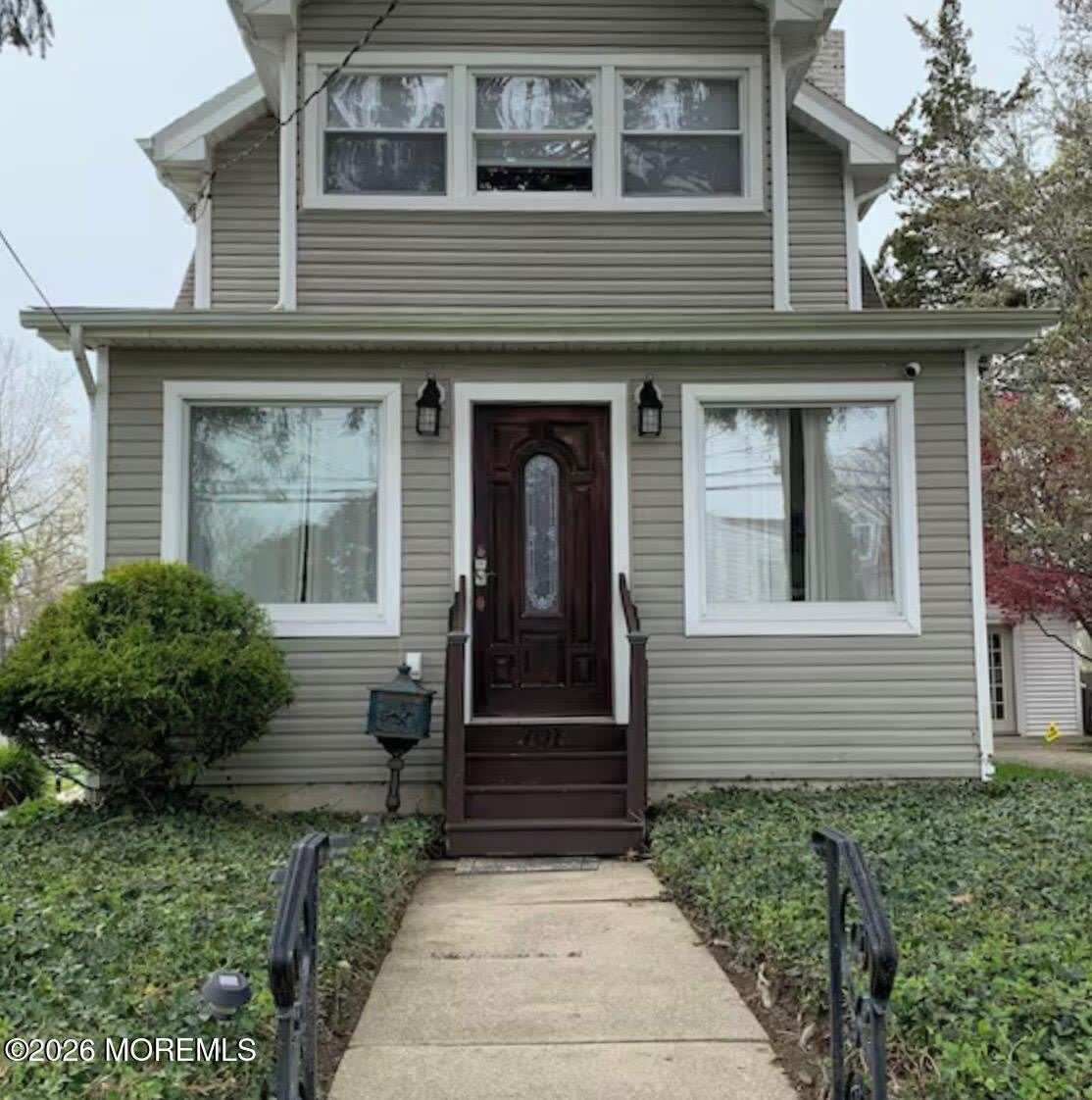 701 5th Avenue – photo 2