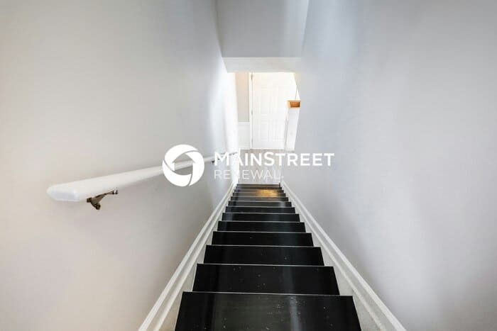 452 Spring Head Court – photo 2