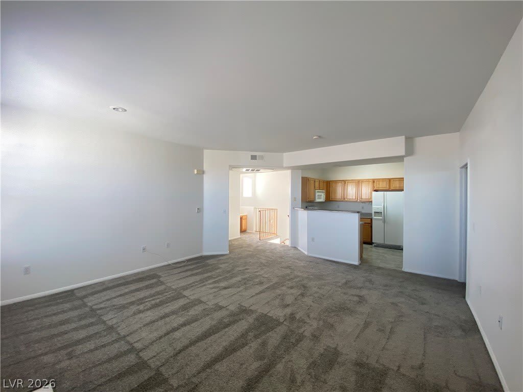 8555 W Russell Road – photo 4