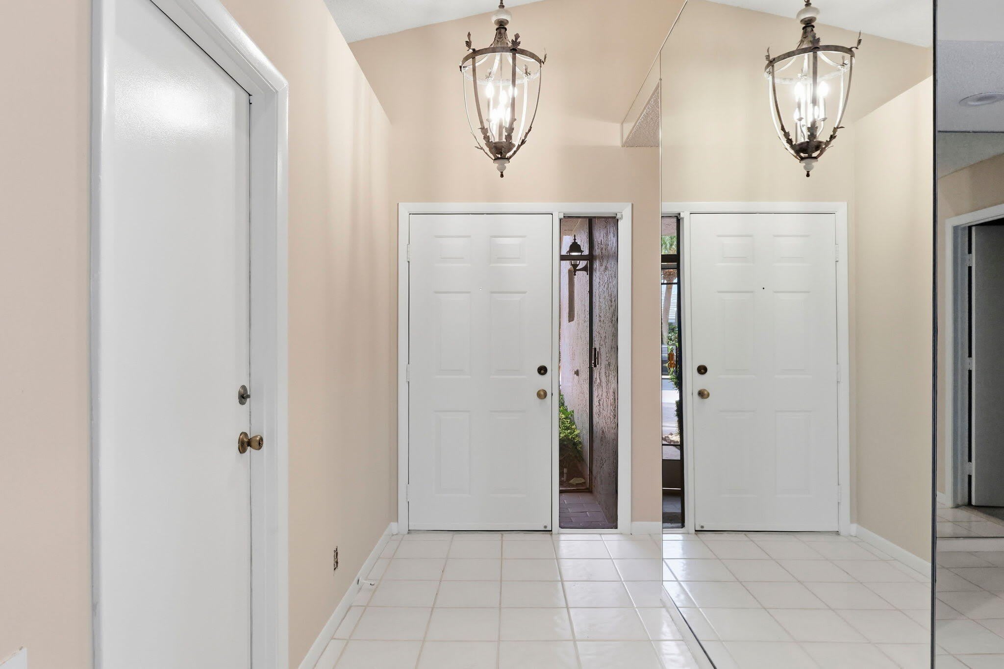 6170 BAY ISLES Drive – photo 3