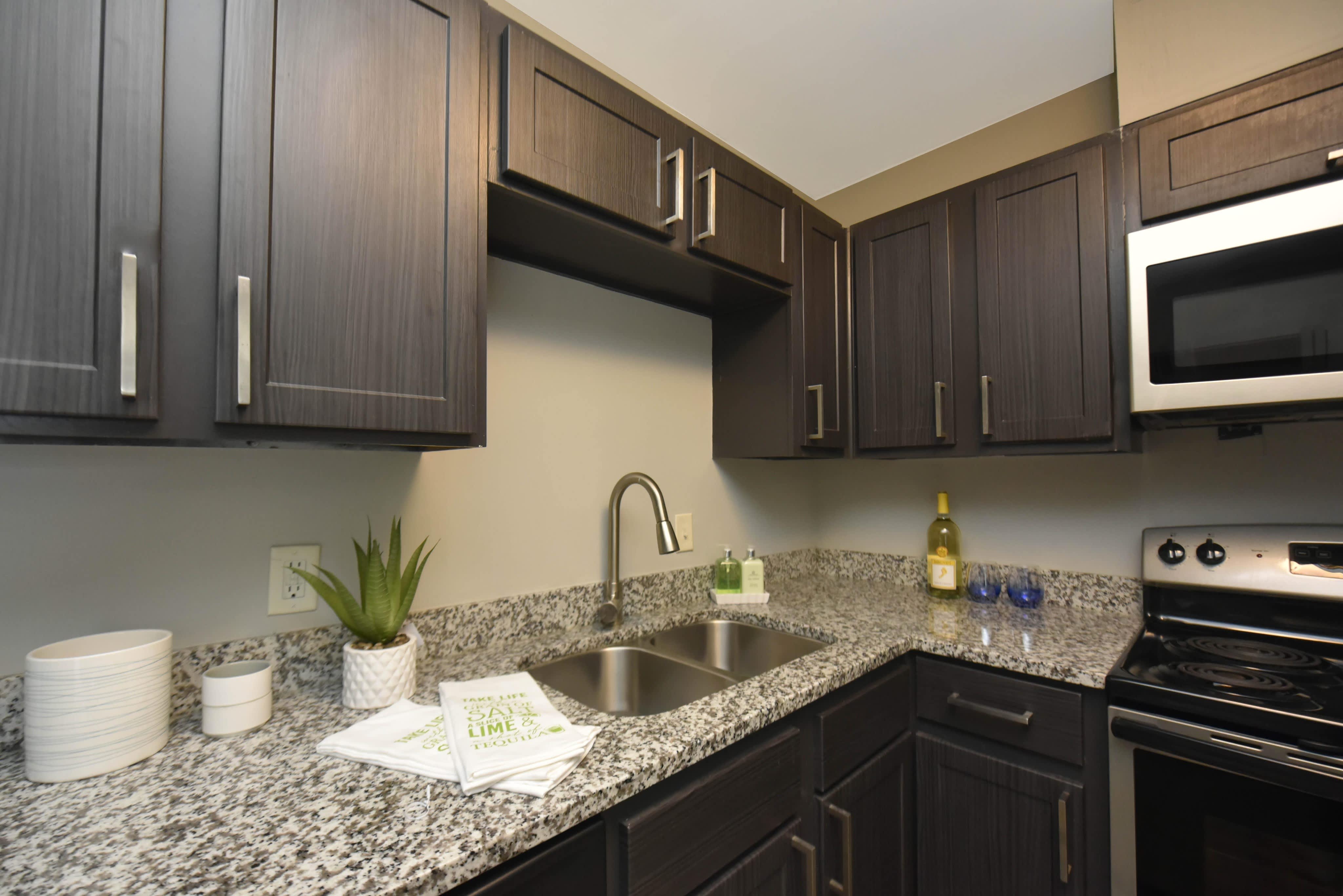 The Overton Brentwood – photo 1