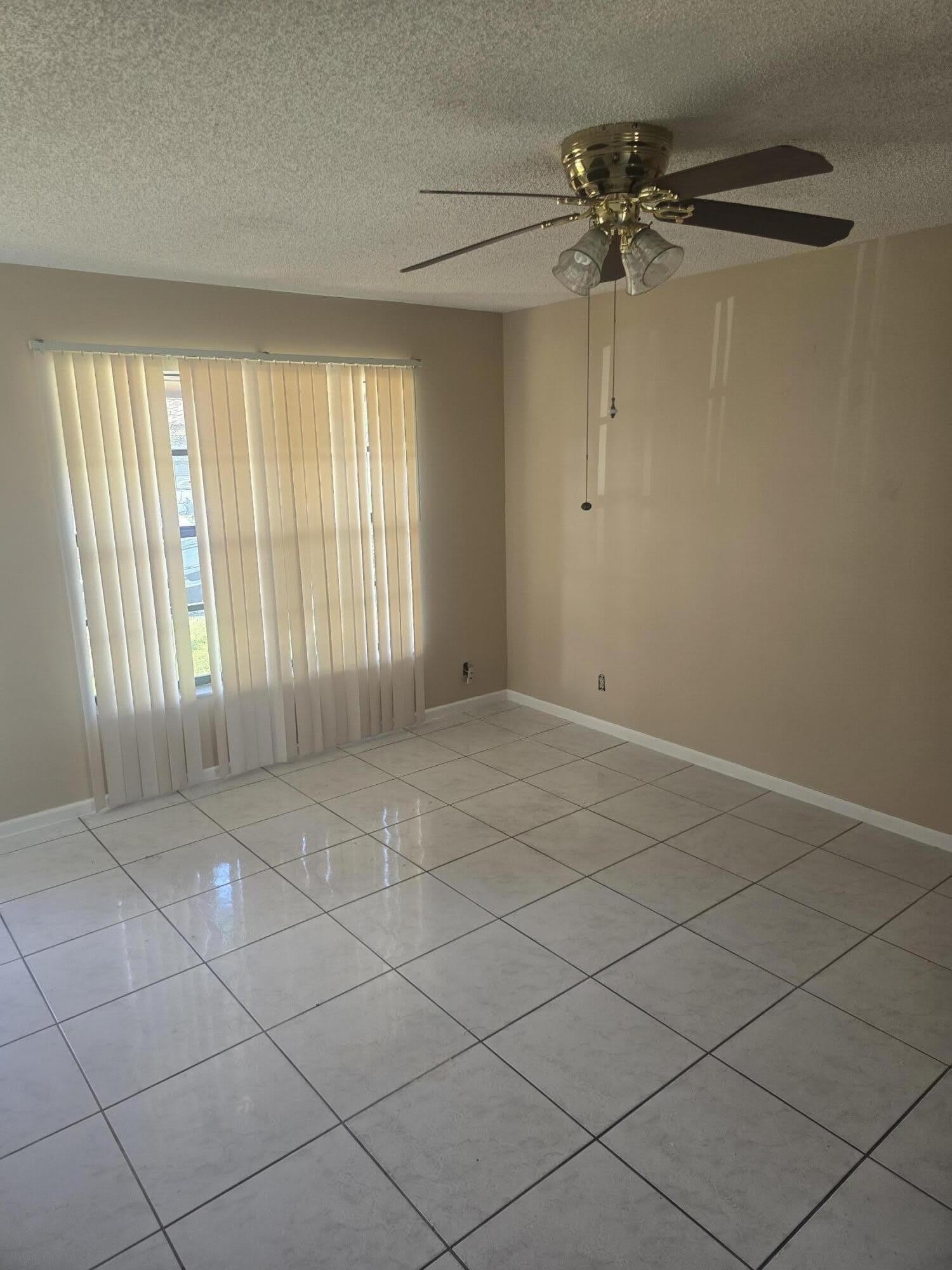 4290 Royal Banyan Way – photo 2