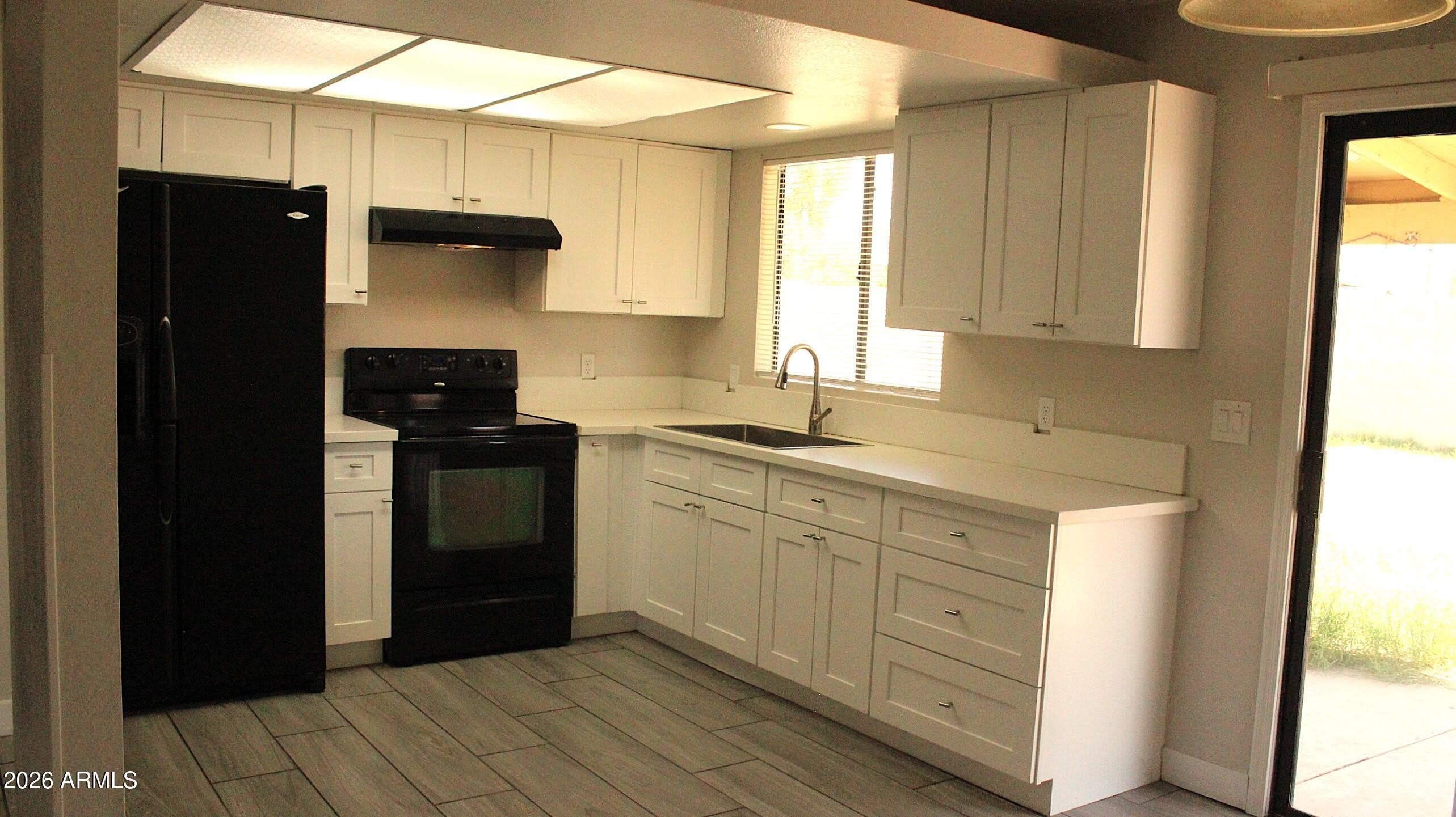 5425 N 74 Drive – photo 5