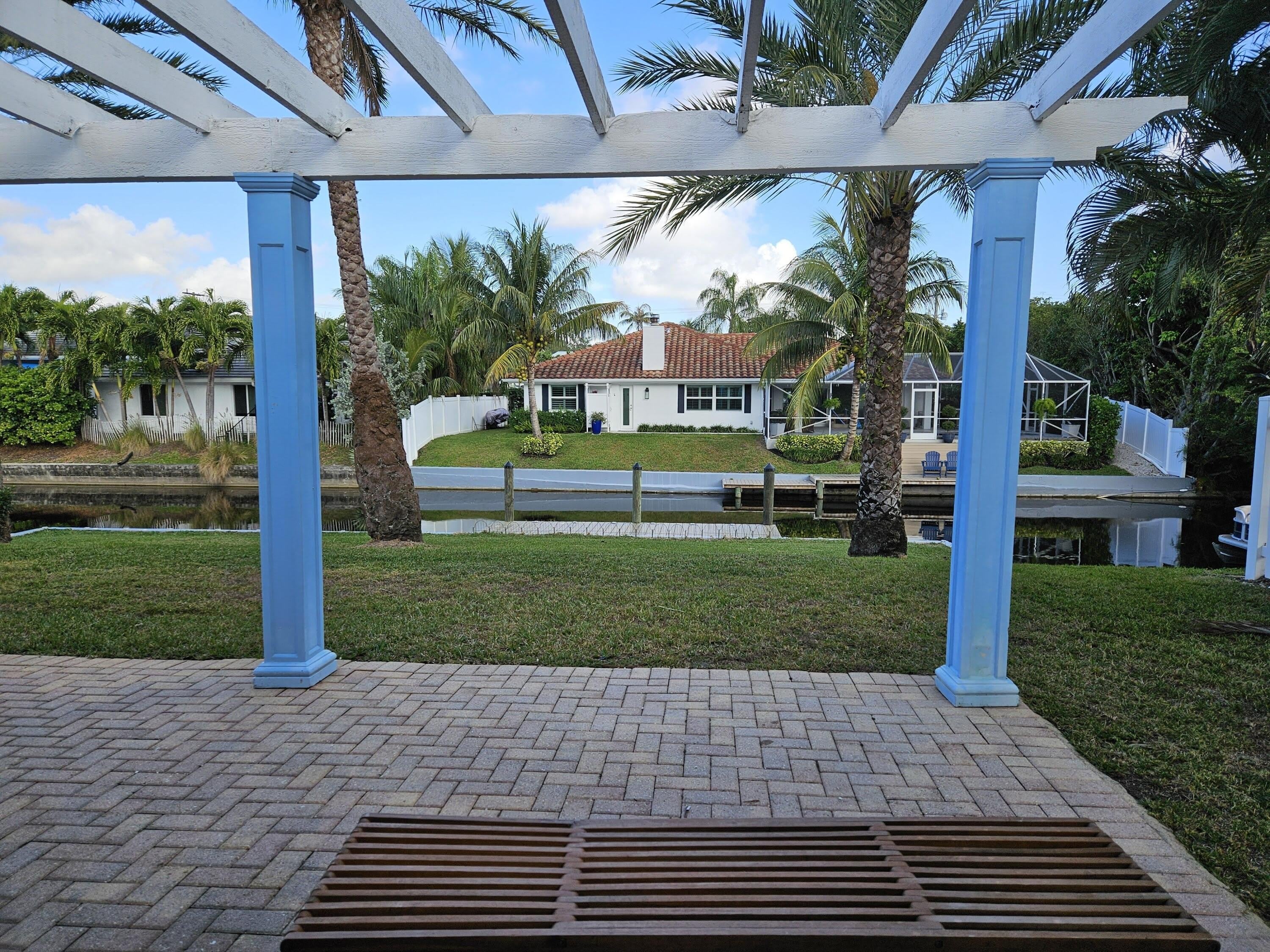 1105 Anchor Point – photo 1