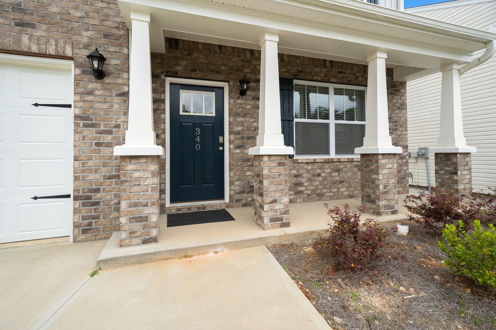 4 BD, 2.5 BA, 2 Car Garage, Home Office – photo 5