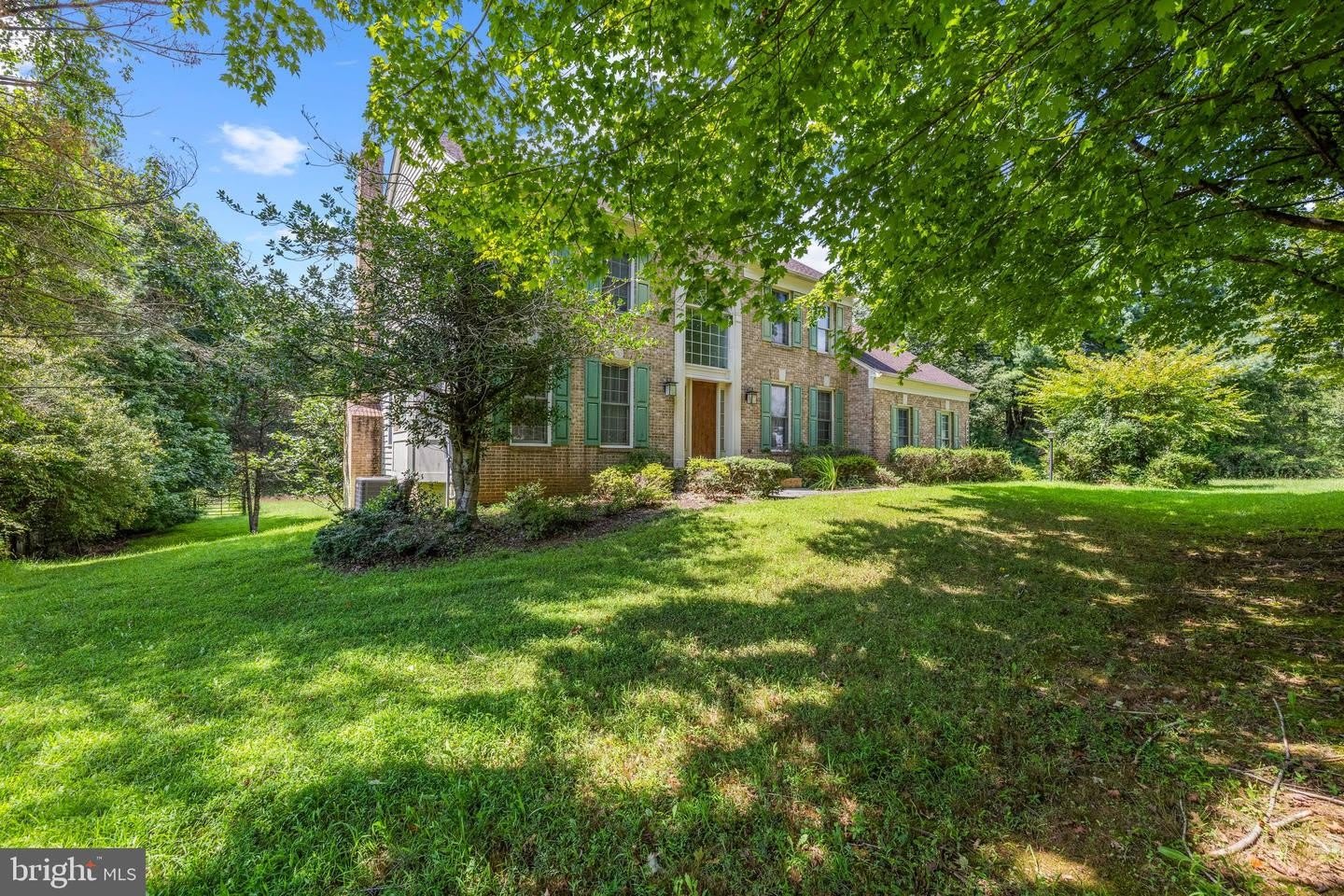 14204 Cervantes Ave – photo 4