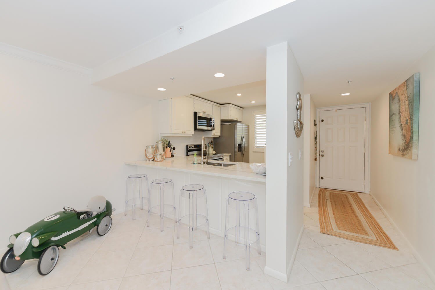 2301 Marina Isle Way – photo 1