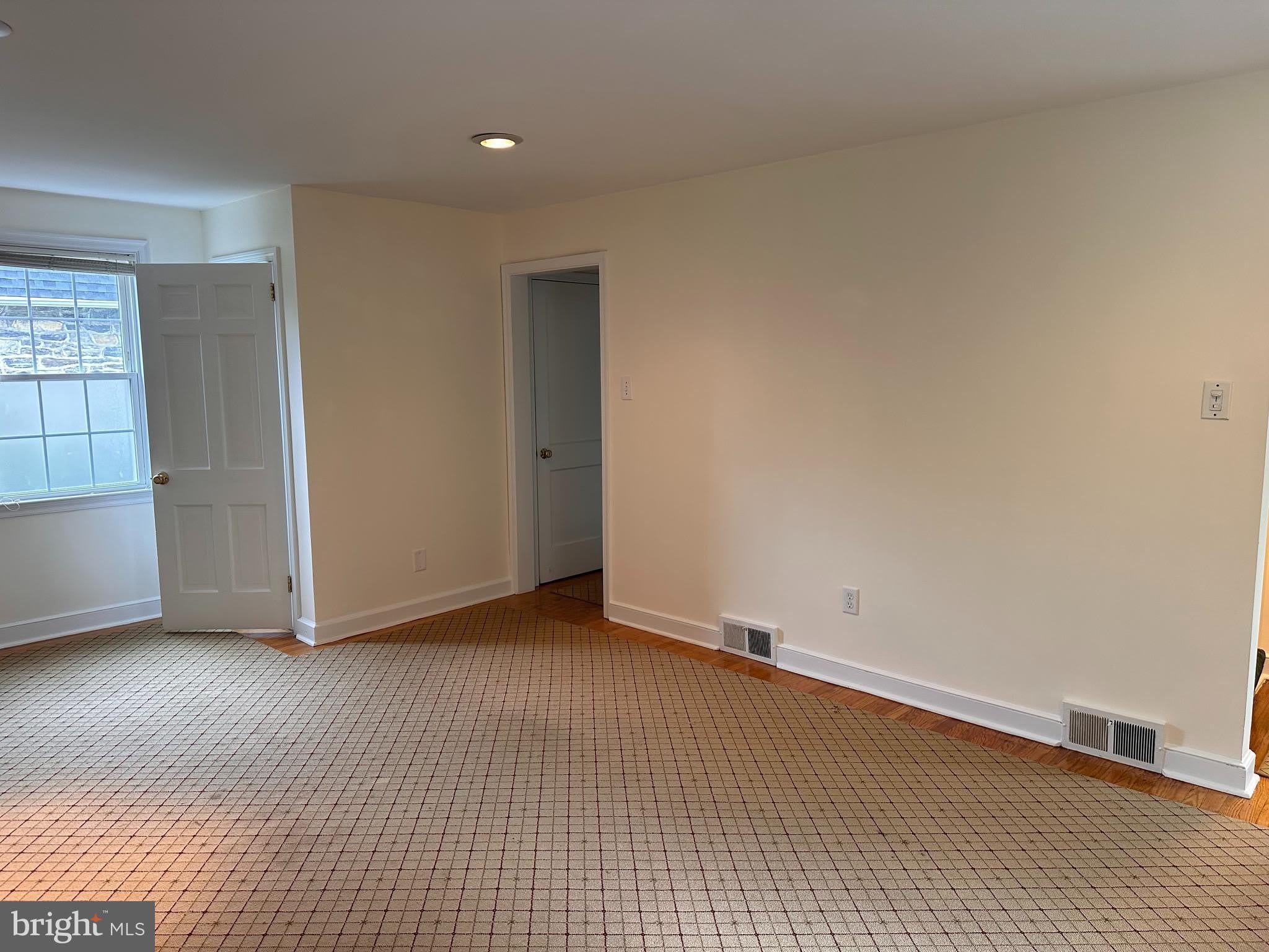 8 ARTHUR Road – photo 5