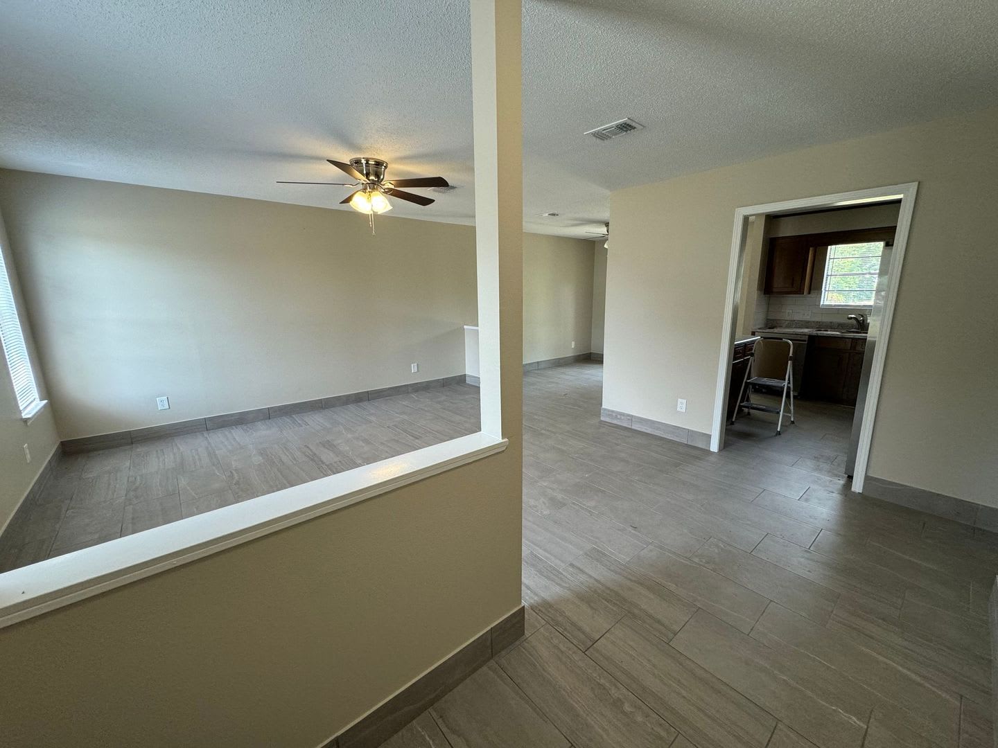Pensacola Carlisle 3 Bedroom 2 Bathroom – photo 3