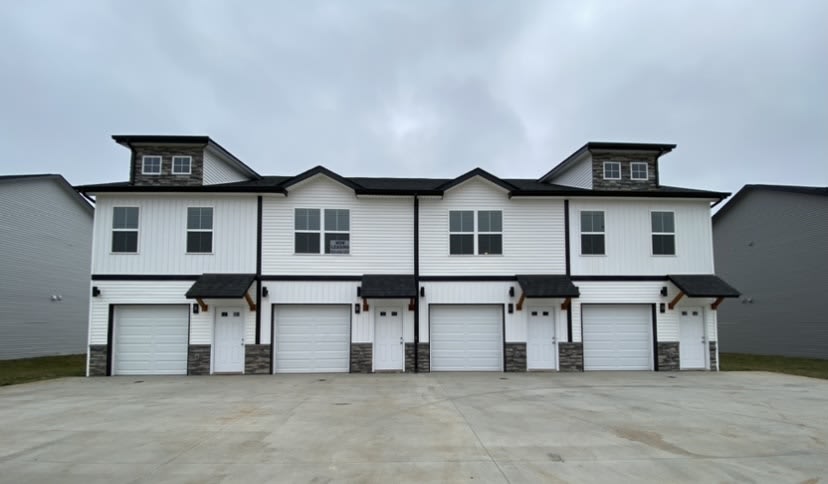 1031 Glenkirk Drive – photo 1