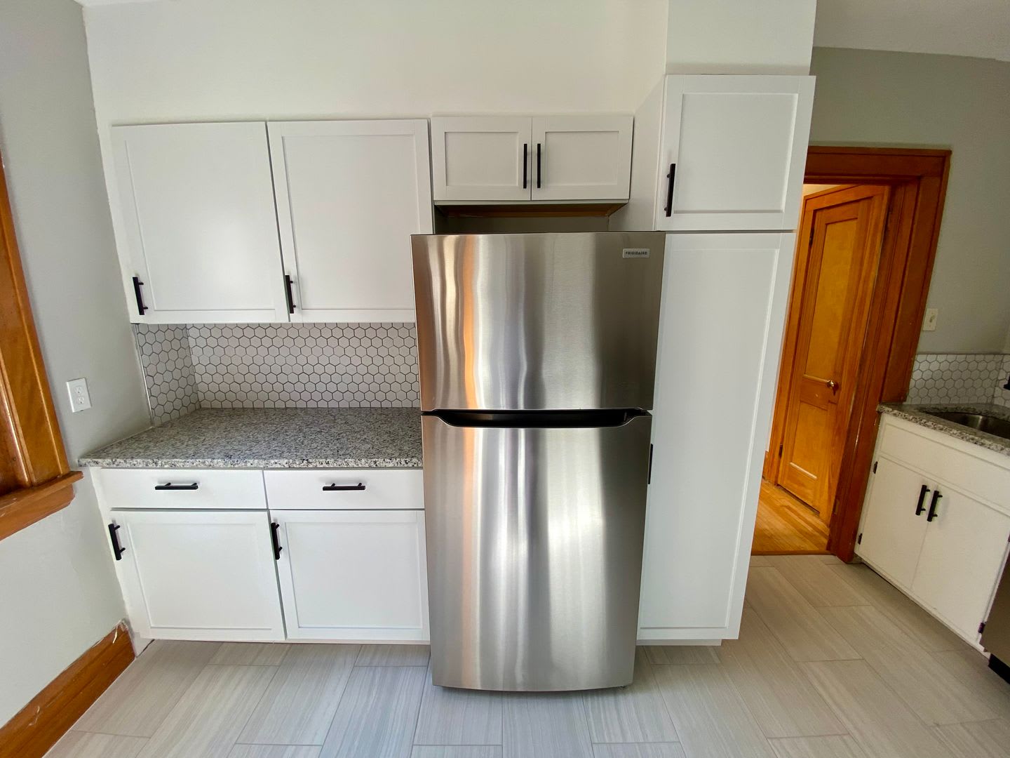 3448 Girard – photo 2