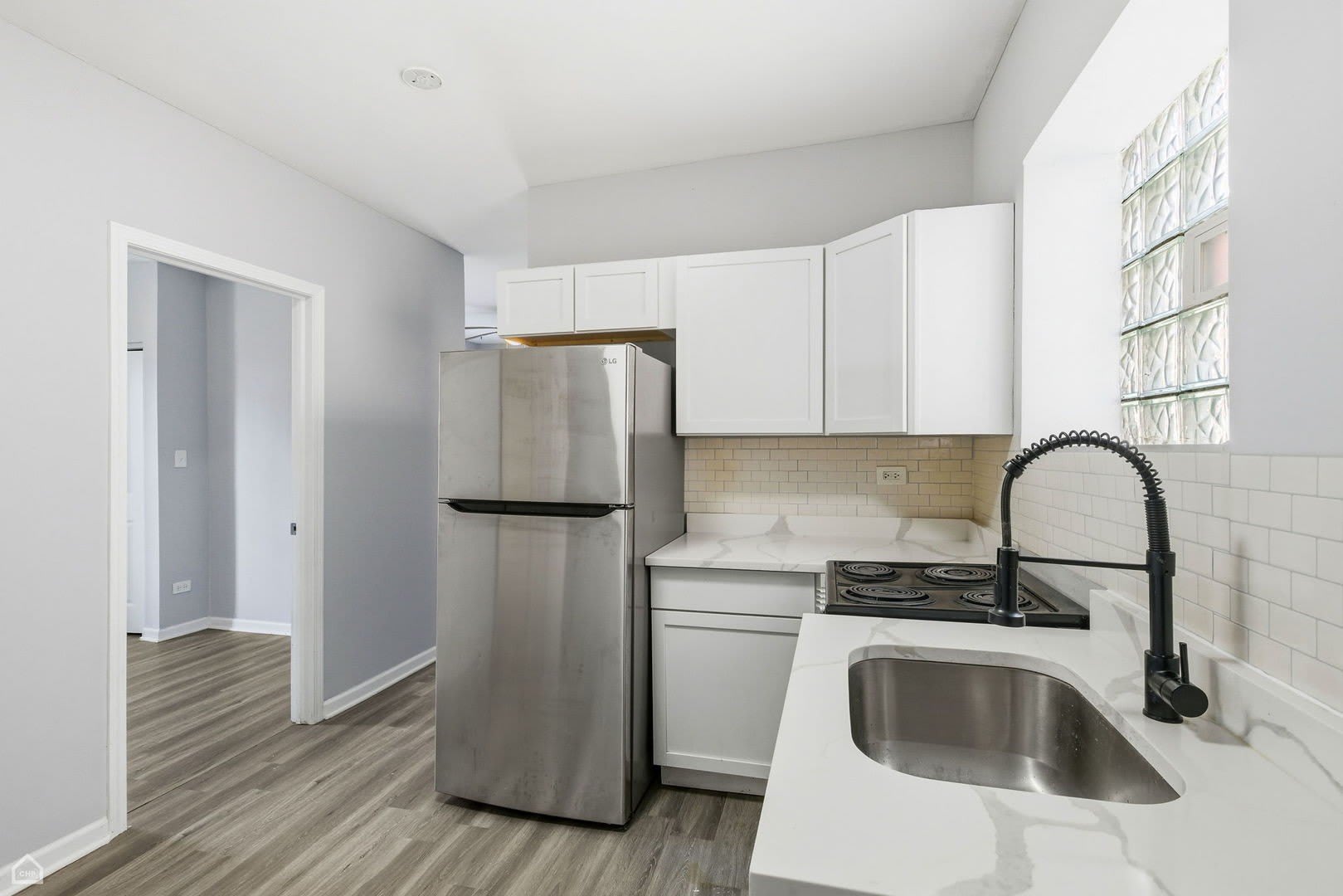 16 E 118th Place – photo 4