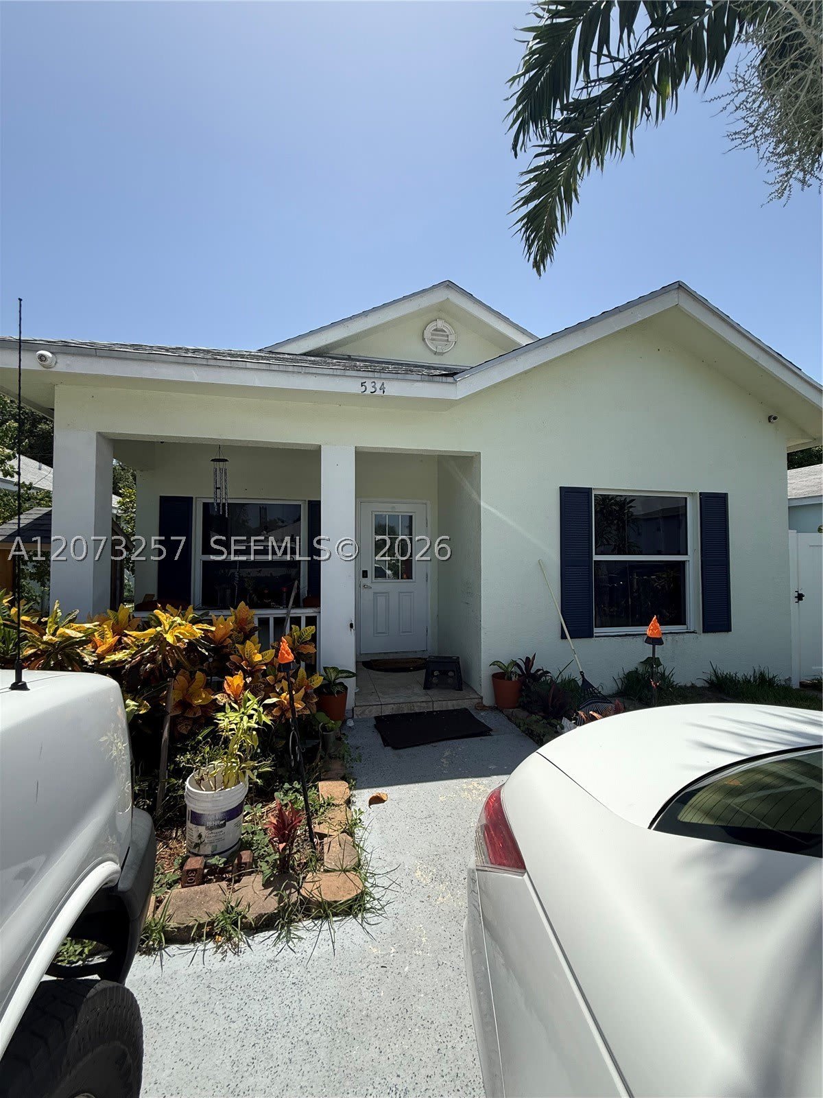 534 18th St – photo 1