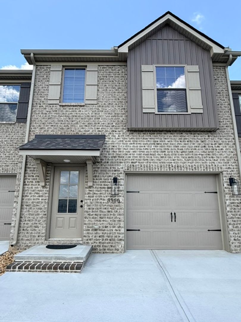 Knoxville 37931 Brand New Townhome 2026 Build 3 Bedrooms 2 5 Baths And A 1 Car Garage – photo 1
