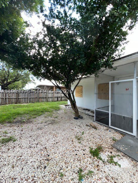 1220 NW 3rd Ct – photo 3