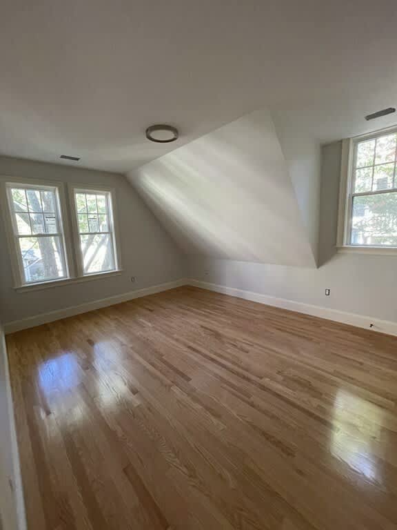 1 Leonard Avenue – photo 3