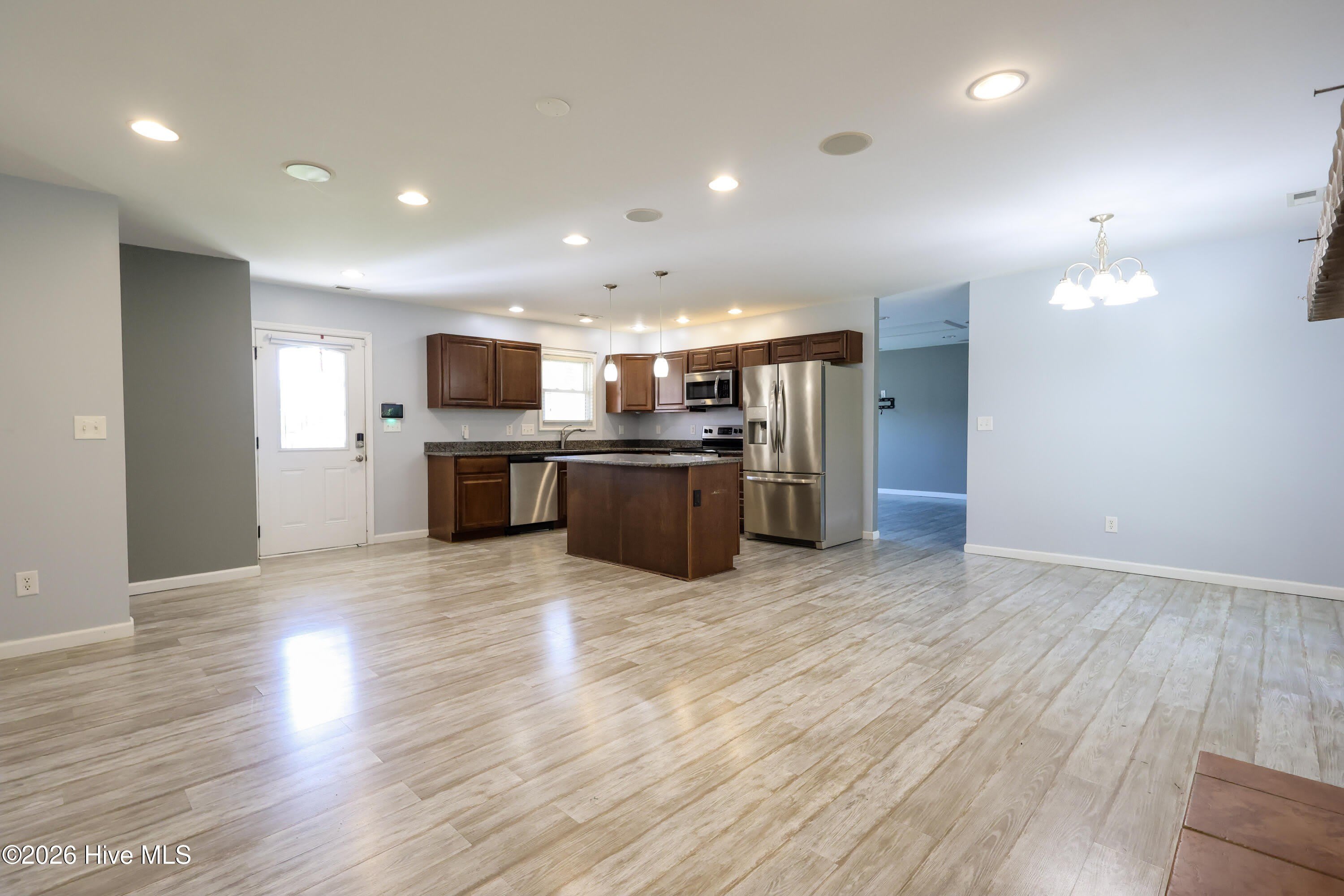 807 Deblea Court – photo 2