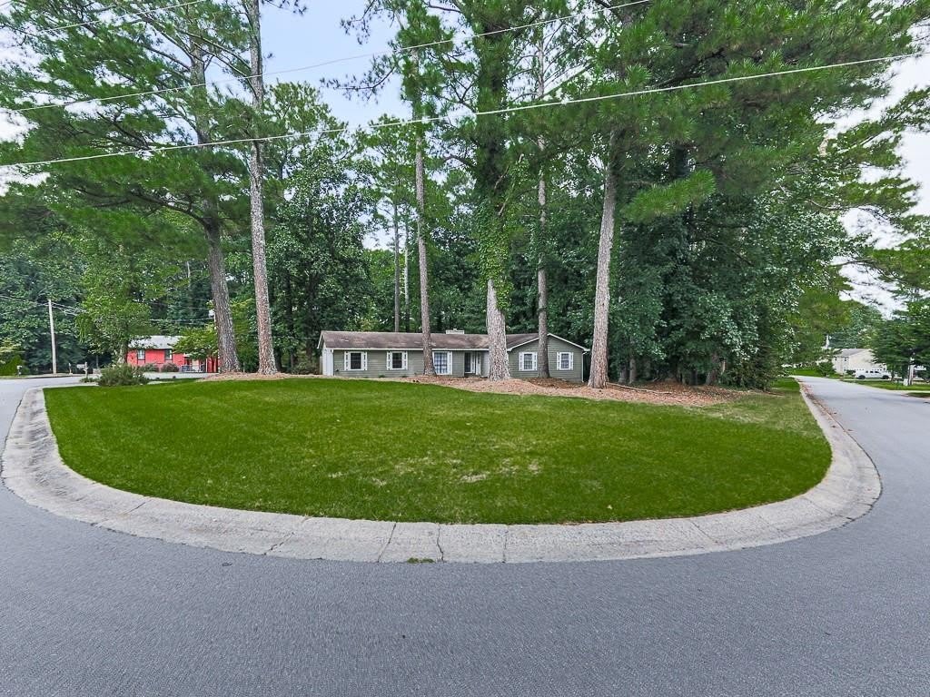 427 Way Bridge Court NE – photo 2