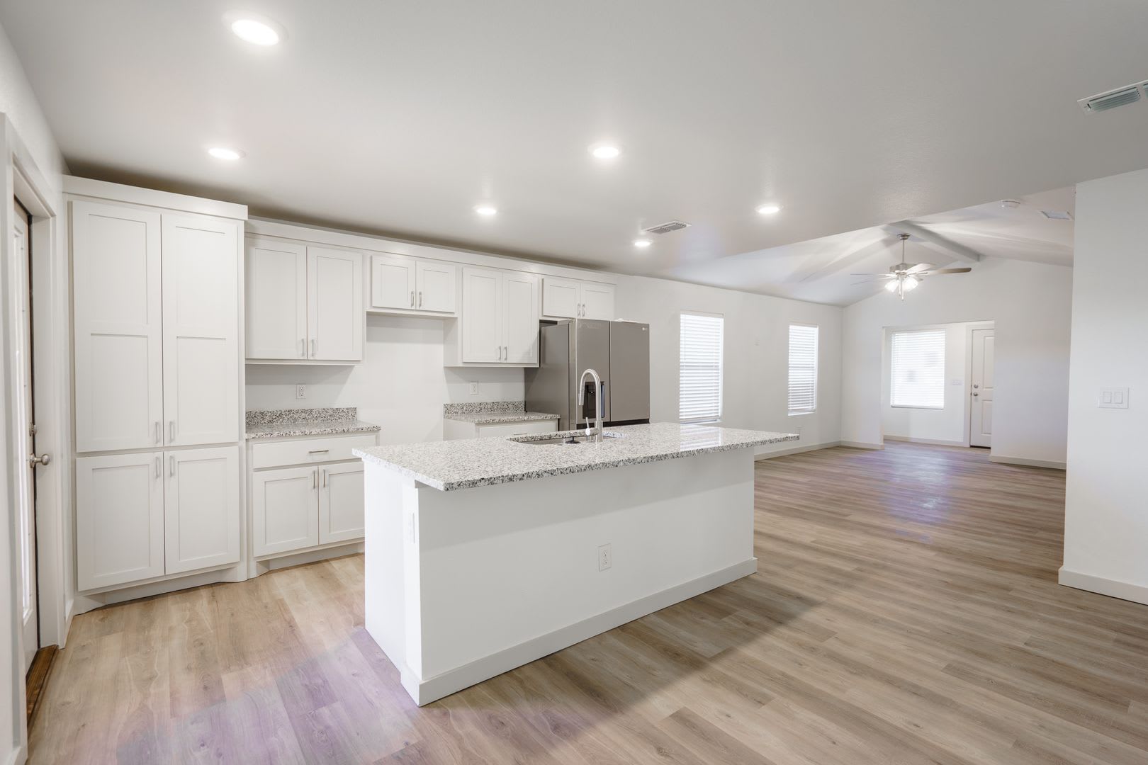 New Construction built in Elm Meadows – photo 2