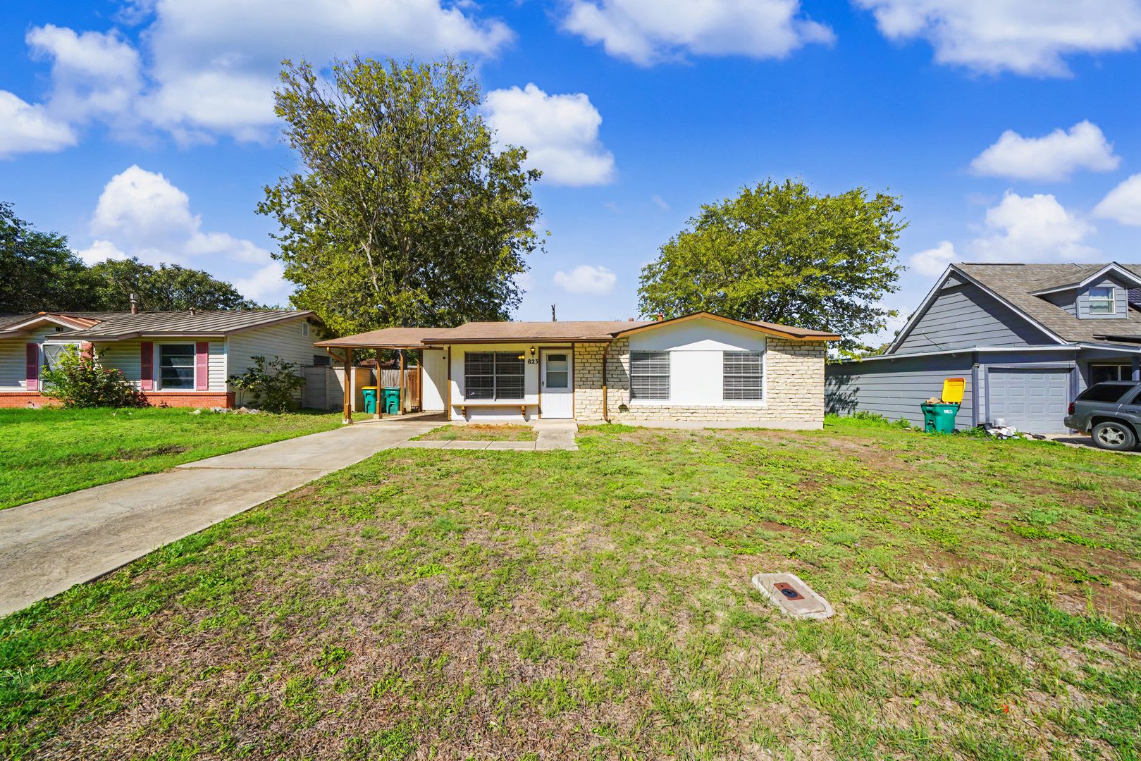 Charming 3 Bedroom Home In Universal City Realtor Commission 350 – photo 2