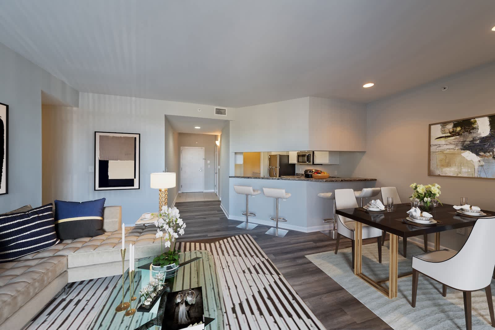 Residences at DeSales Plaza – photo 4