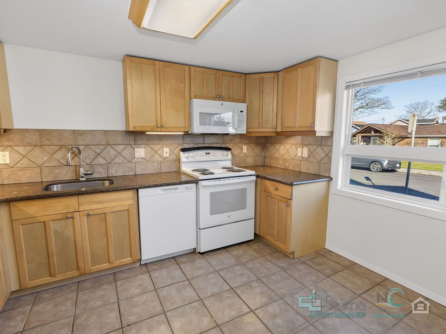 849 1St Ave – photo 5
