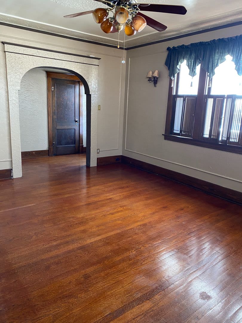 Three Bedroom 1/2 Duplex in Alton – photo 3