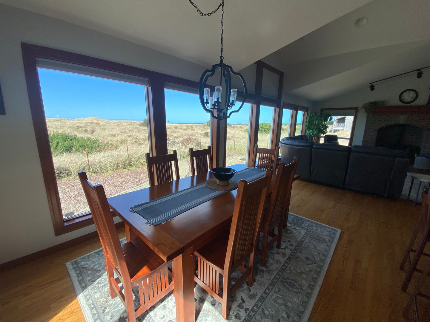 LONG BEACH VACATION HOME BY THE MONTH – photo 3