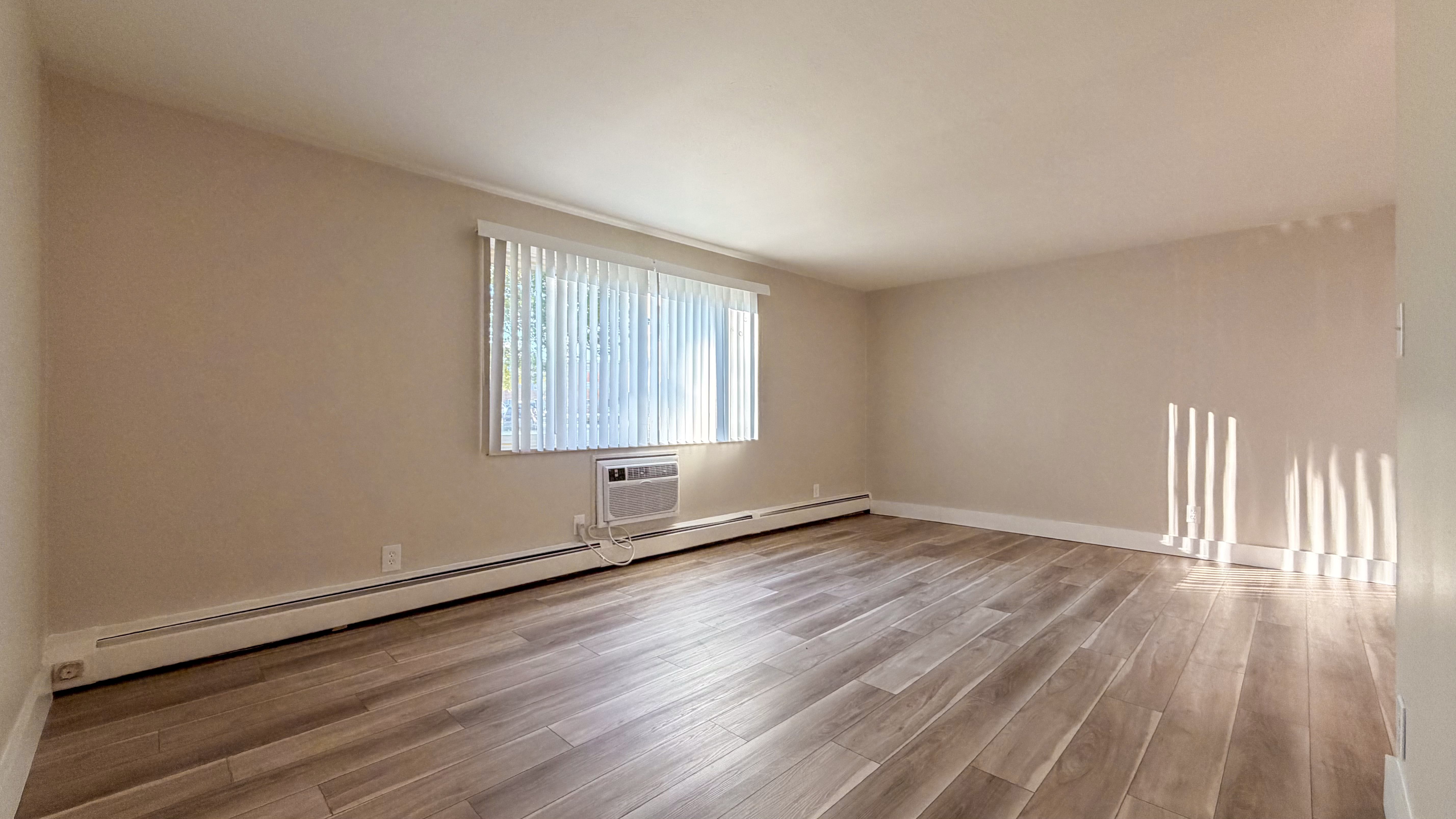 Valley York Apartments – photo 1