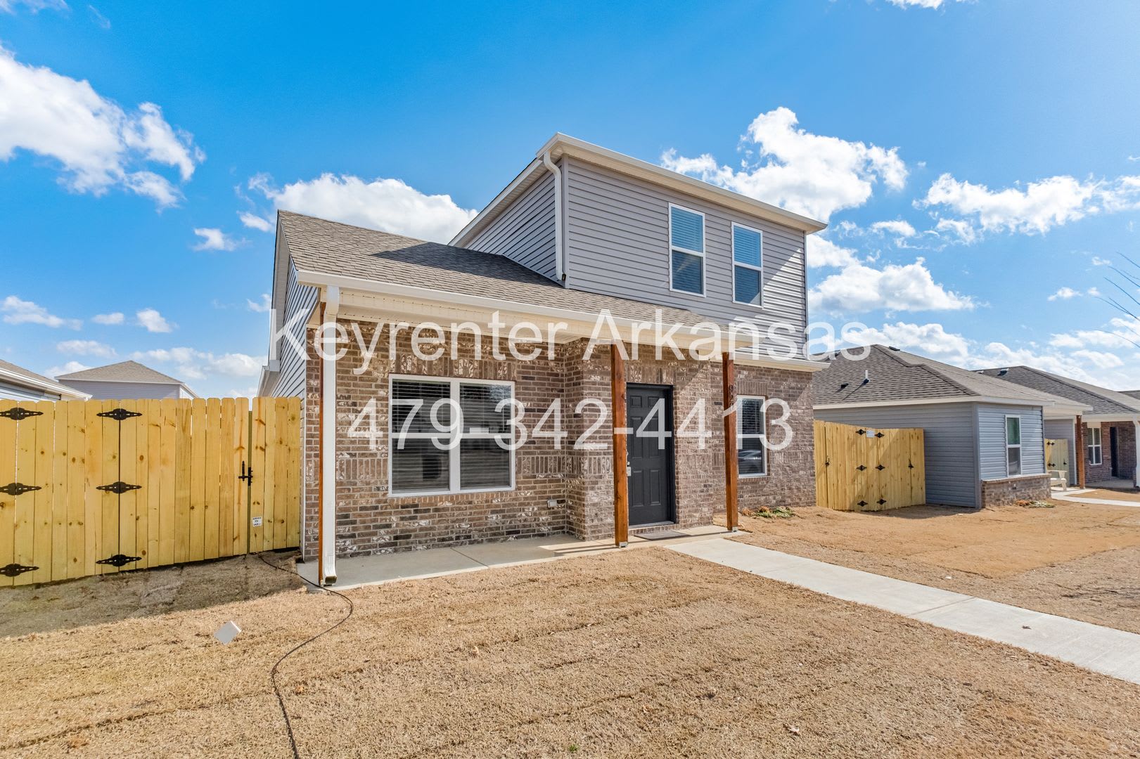 Spacious Home in Fayetteville! – photo 2