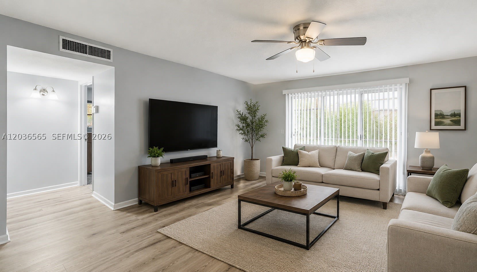 306 Circle Dr S – photo 2