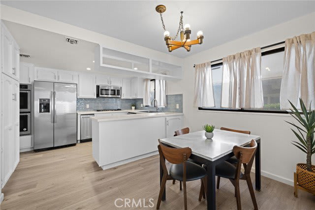 212 North Valley Street – photo 3