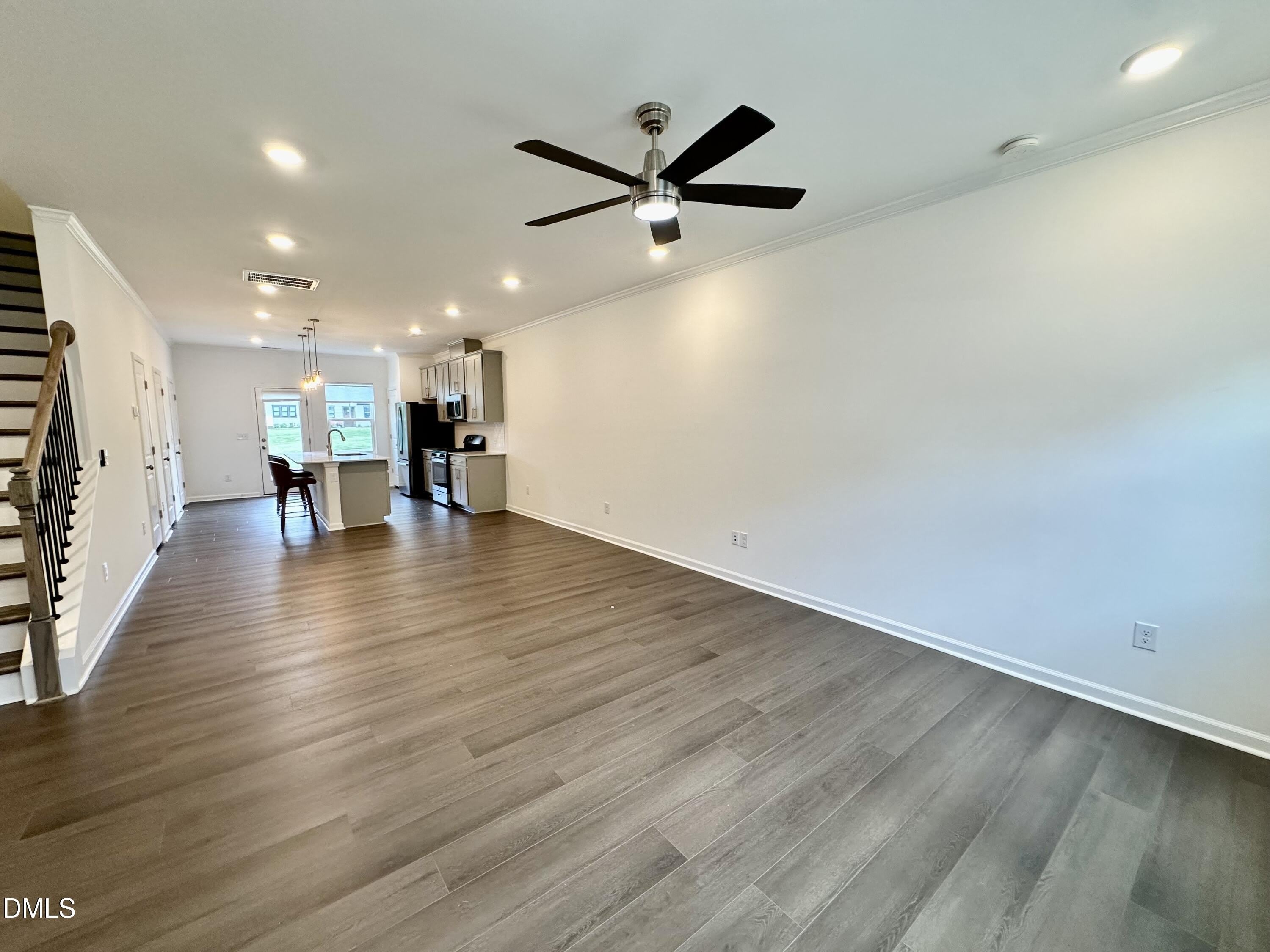 685 Mirkwood Avenue – photo 5