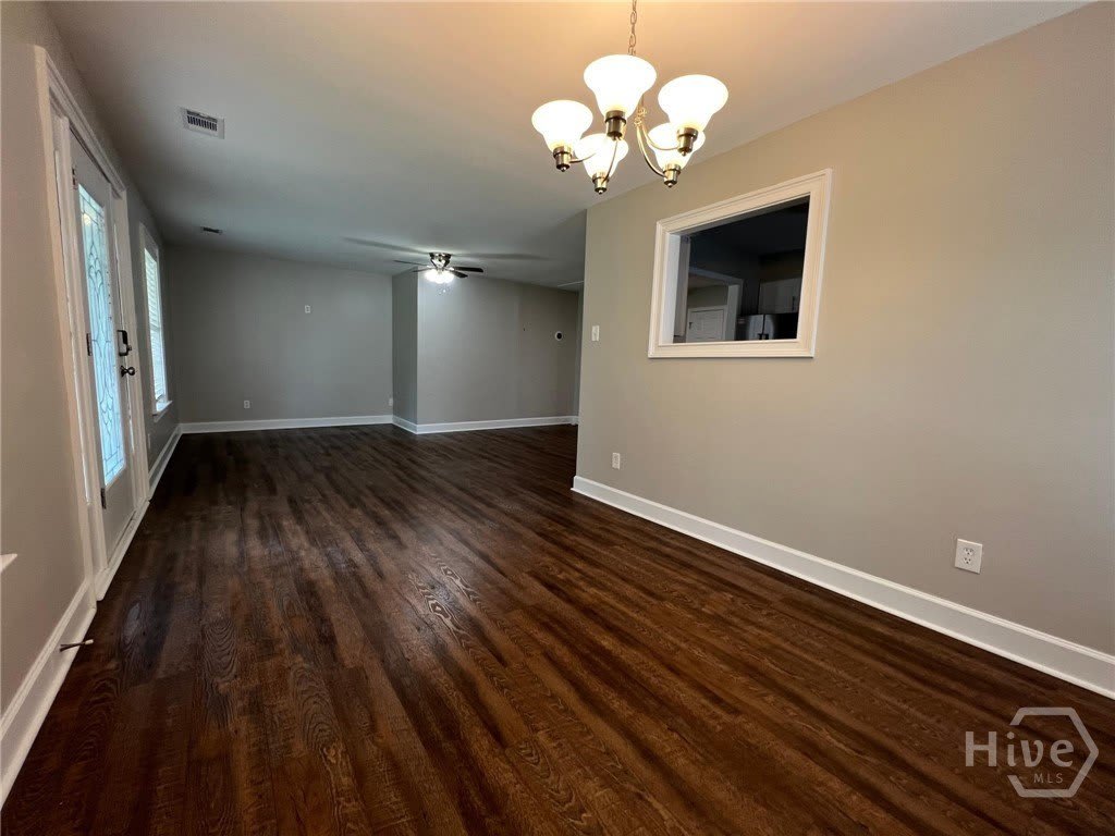 826 E 33rd Street – photo 2