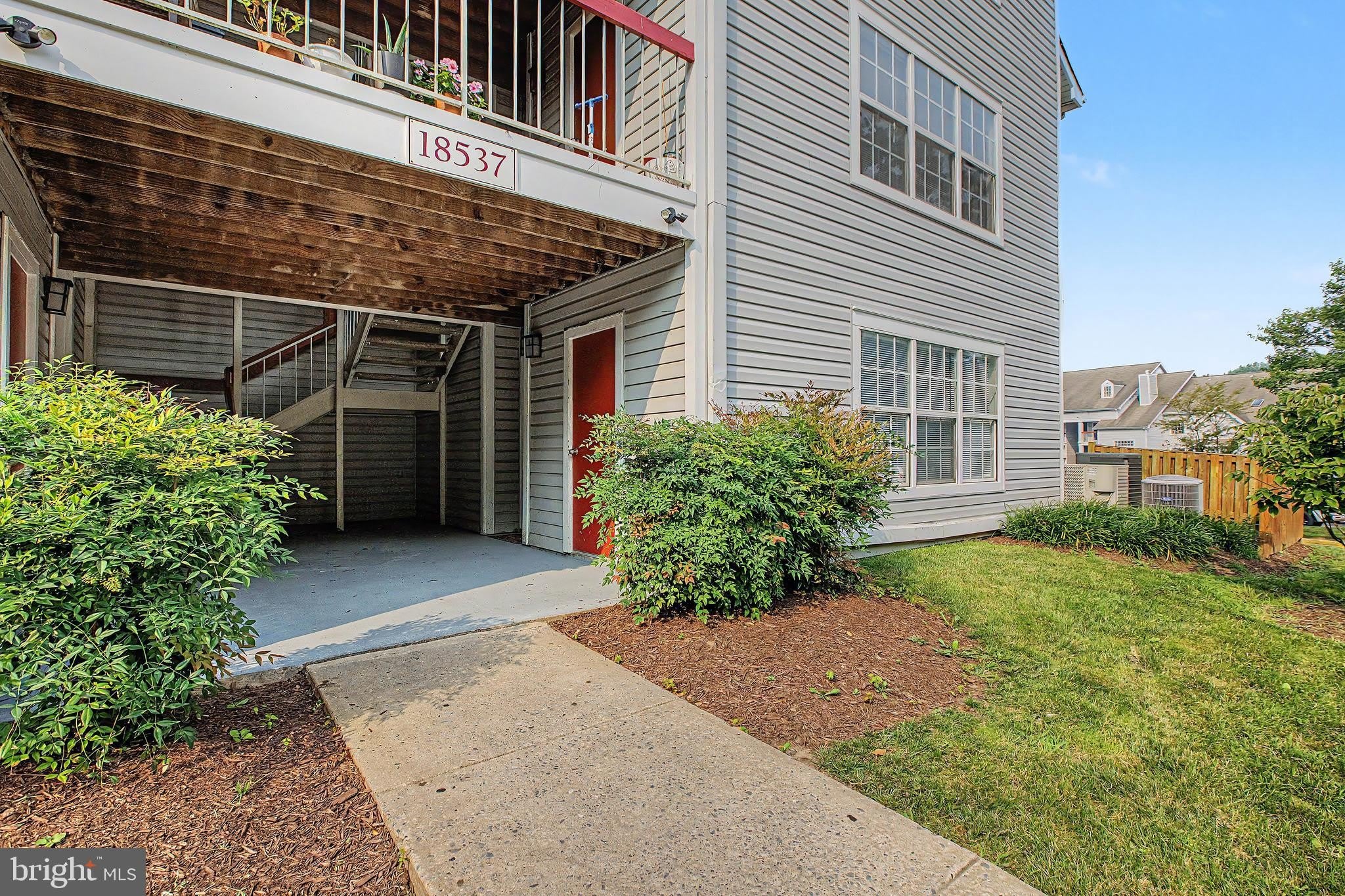 18537 Boysenberry Drive – photo 4