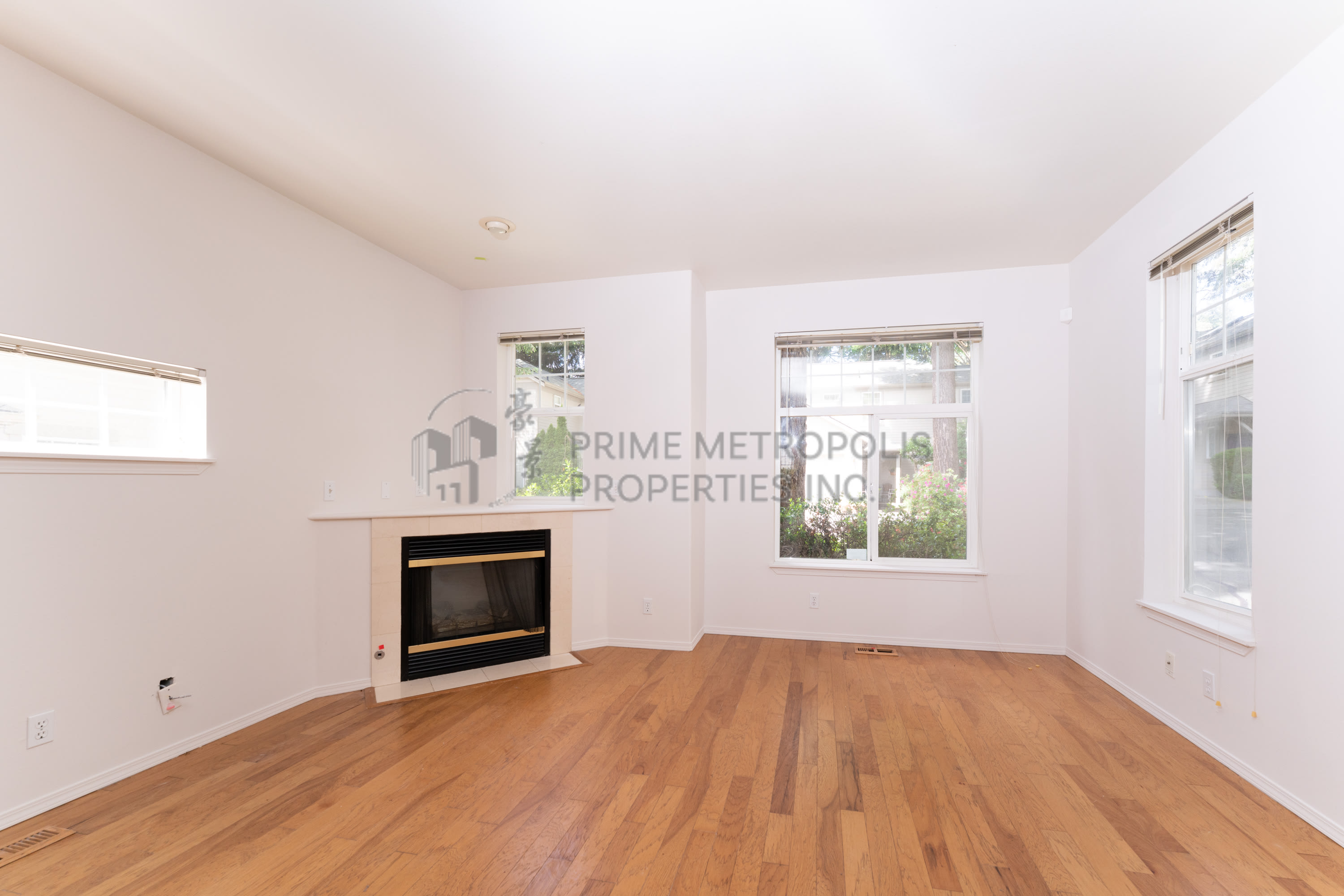 9808 NE 130rd Pl Kirkland WA 98034 – photo 5